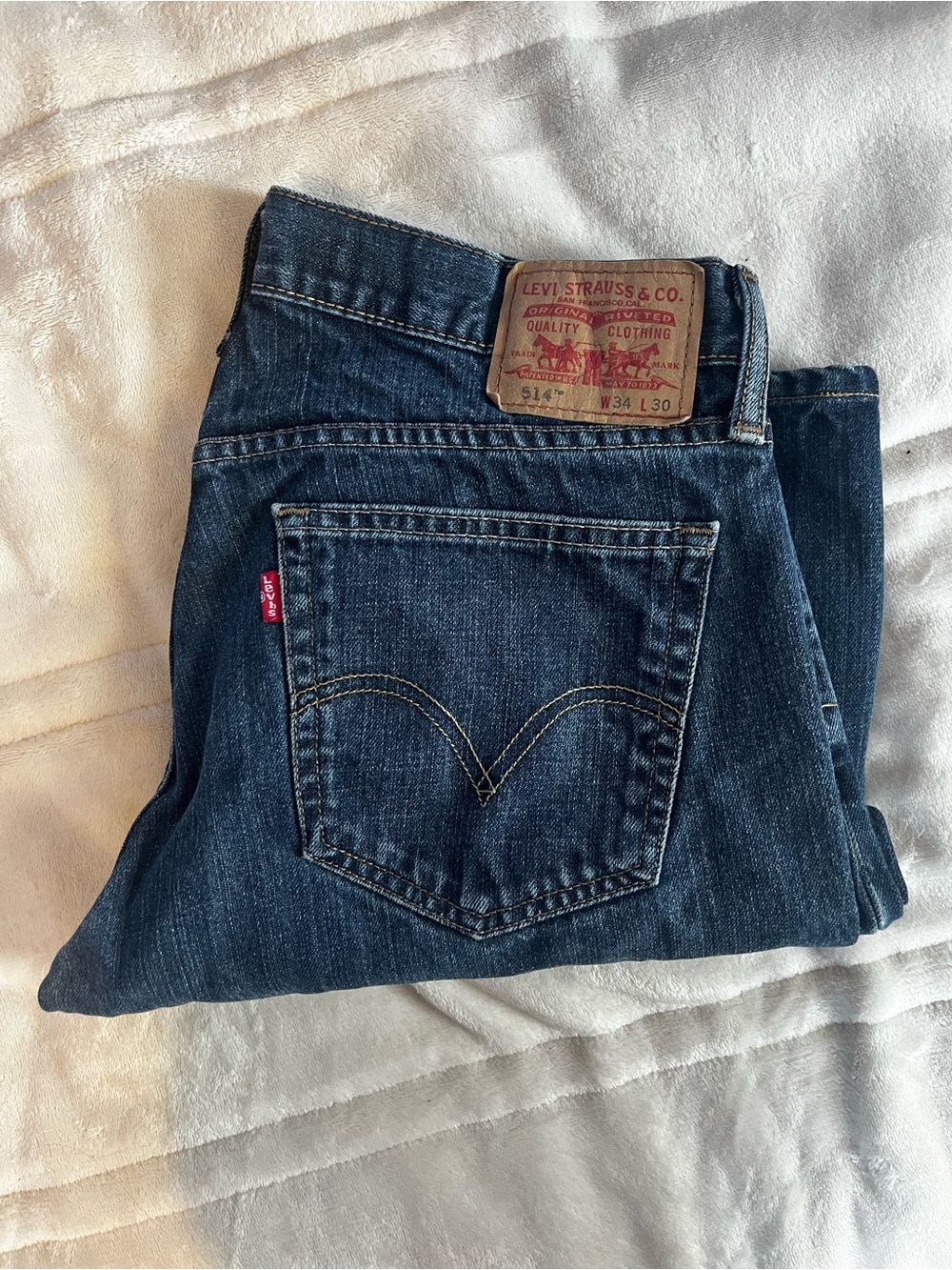 Levi's 514 Men's Indigo Slim Straight Jeans